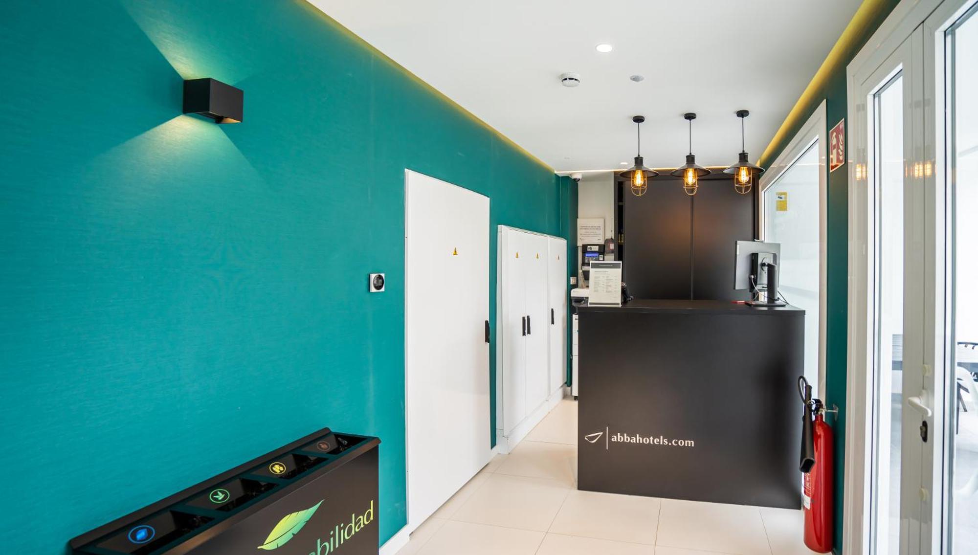 Abba Apartments Playa De Gros سان سيباستيان المظهر الخارجي الصورة